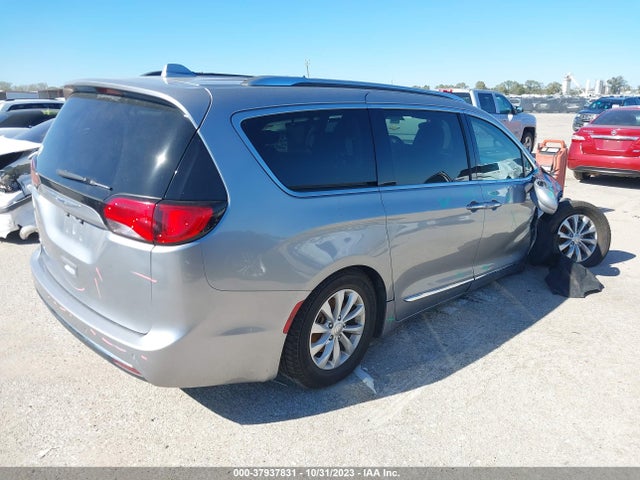 Chrysler Pacifica Touring L 2019 2C4RC1BG3KR626181 Image 4