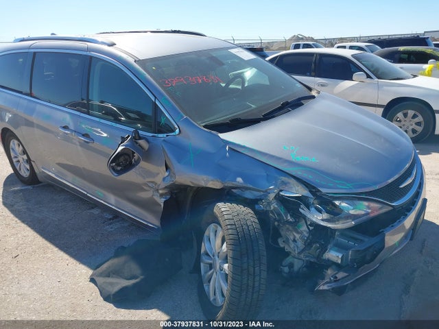 Chrysler Pacifica Touring L 2019 2C4RC1BG3KR626181 Image 6