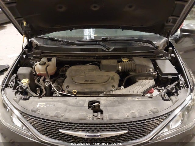 Chrysler Pacifica Touring 2020 2C4RC1FG5LR217143 Image 10