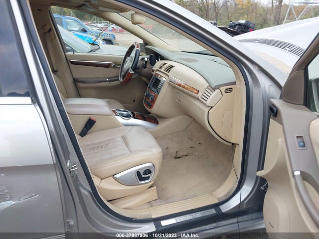 2006 MERCEDES-BENZ R 500 VIN: 4JGCB75E46A010548