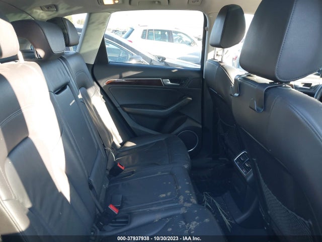Audi Q5 2.0t Premium 2016 WA1L2AFP4GA059701 Image 8