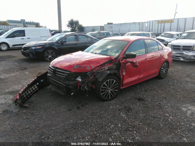 3VWD17AJ9GM288927 Volkswagen Jetta Sedan 1.8t Sport