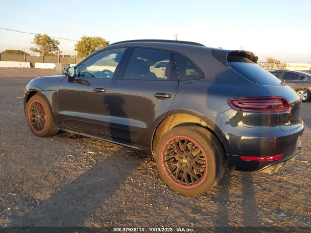 2018 PORSCHE MACAN WP1AG2A51JLB64166 Photo 2