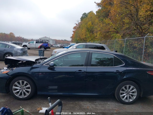 2020 TOYOTA CAMRY LE VIN: 4T1C11AK8LU954892