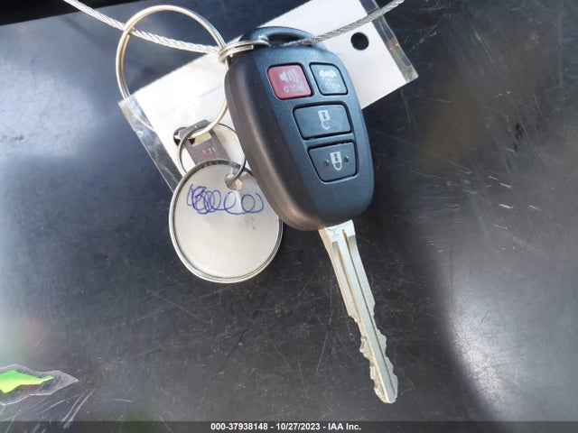 Toyota Corolla Le Plus 2016 5YFBURHE3GP432406 Image 11