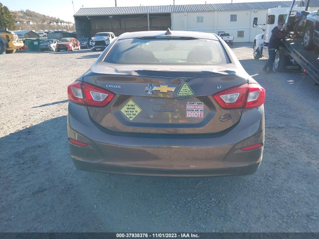 Chevrolet CRUZE LT 2019 1G1BE5SM1K7105382 Image 16