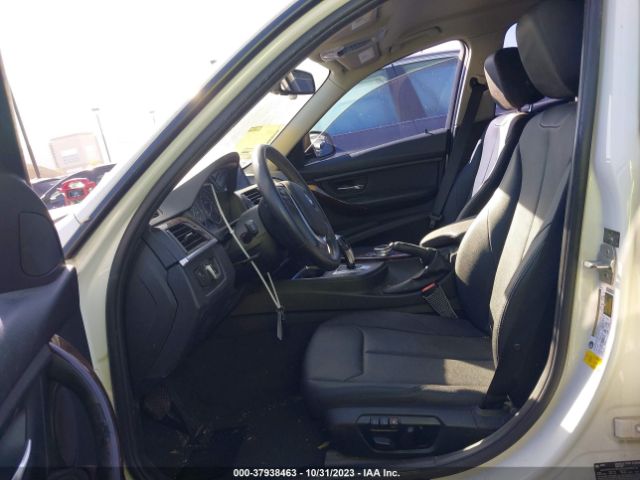 WBA3C1G58ENR49671 BMW 3 Series 328i