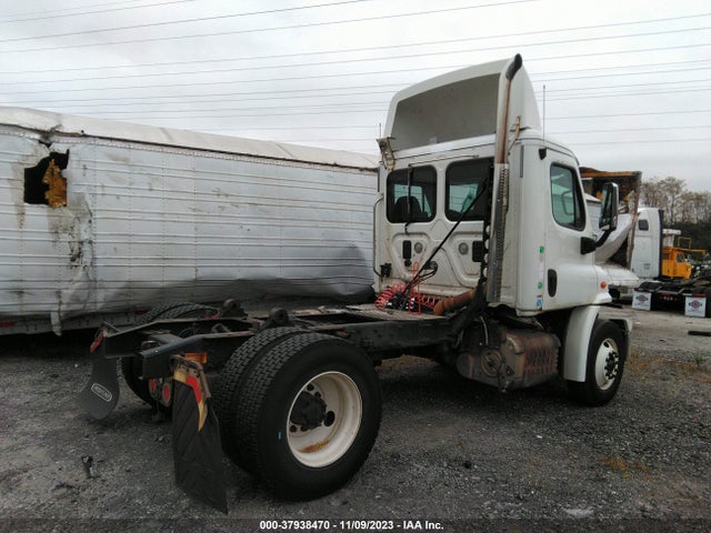 Freightliner Detroit Dd13 2016 1FUBGBDV6GLHB3359 Image 4
