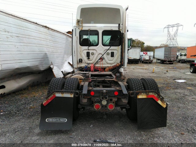 Freightliner Detroit Dd13 2016 1FUBGBDV6GLHB3359 Image 8
