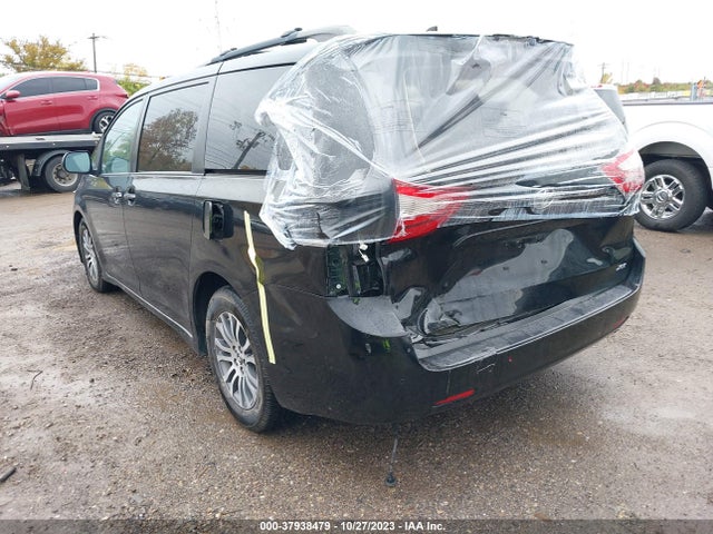 Toyota Sienna Xle Auto Access 2018 5TDYZ3DC5JS957964 Image 3