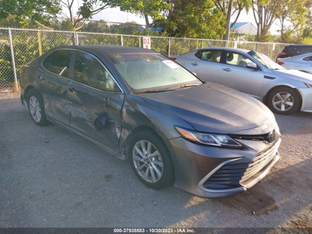 Auction sale of the 2021 Toyota Camry Le, vin: 4T1C11AK1MU518094, lot number: 37938583