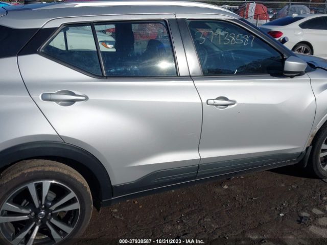 3N1CP5CU8JL537789 Nissan KICKS SV