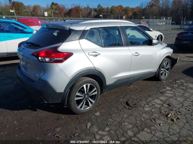3N1CP5CU8JL537789 Nissan KICKS SV