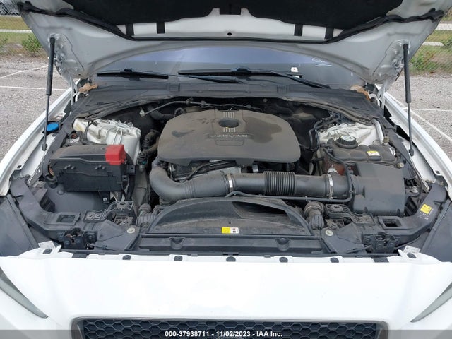 2017 JAGUAR XE SAJAD4BG9HA965117 Photo 9