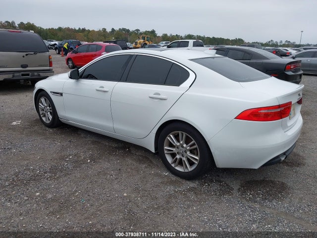 2017 JAGUAR XE SAJAD4BG9HA965117 Photo 2