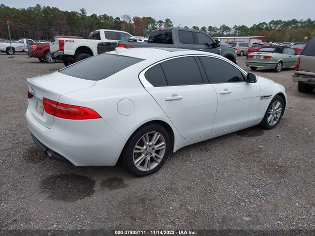 2017 JAGUAR XE SAJAD4BG9HA965117 Photo 3