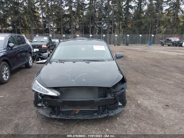 Hyundai ELANTRA SE 2019 KMHD74LF1KU756772 Image 13