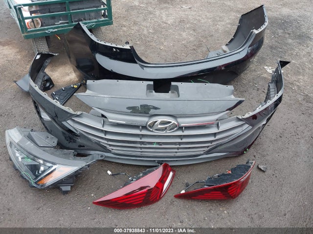 Hyundai ELANTRA SE 2019 KMHD74LF1KU756772 Image 12
