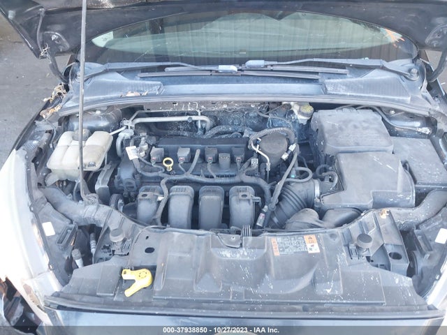 Ford FOCUS SE 2015 1FADP3K29FL233286 Image 10