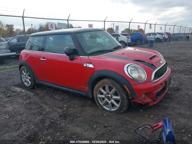2011 MINI COOPER HARDTOP WMWSV3C59BTY24757 Photo 0