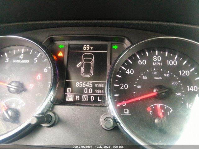 JN8AS5MVXFW756236 Nissan Rogue Select S