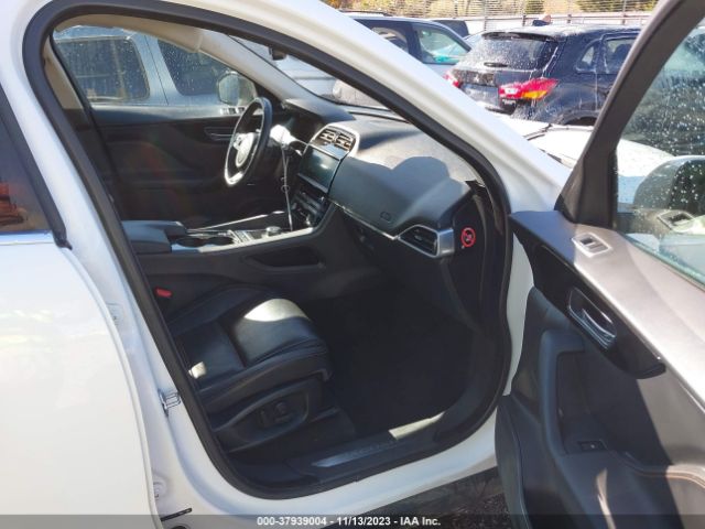 SADCK2BN3HA089536 Jaguar F-pace 20d Prestige
