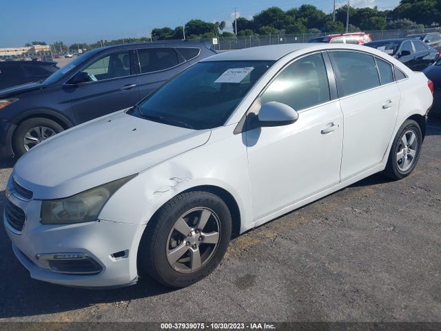 Chevrolet CRUZE LT 2015 1G1PC5SB5F7101481 Image 2