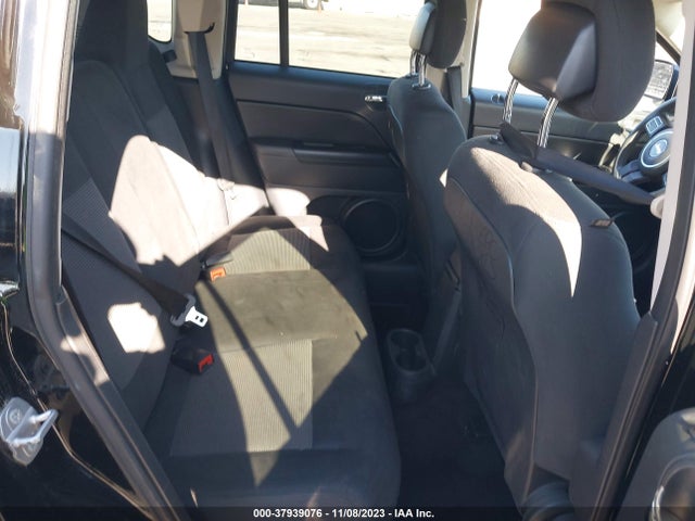 Jeep Compass Sport 2015 1C4NJCBA6FD285038 Image 8