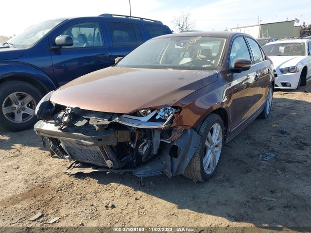 3VWL17AJ7HM410648 Volkswagen Jetta 1.8t Sel