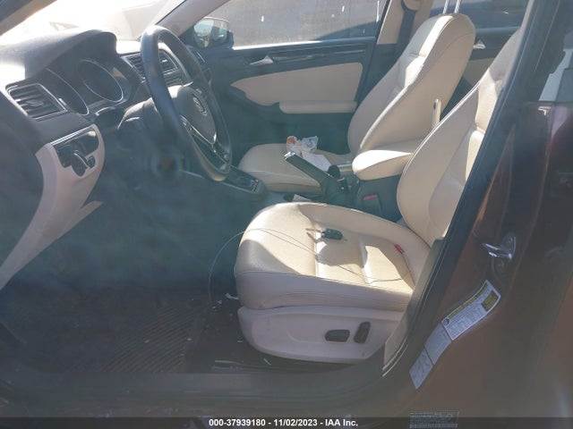 3VWL17AJ7HM410648 Volkswagen Jetta 1.8t Sel