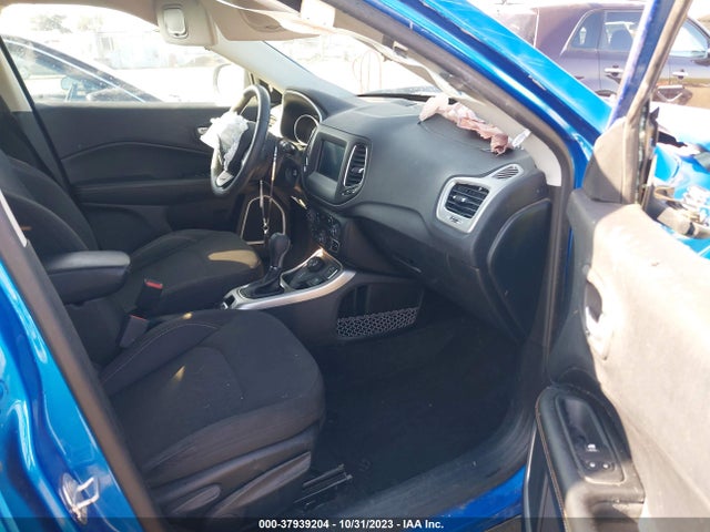 2018 JEEP COMPASS SPORT 4X4 VIN: 3C4NJDABXJT261781