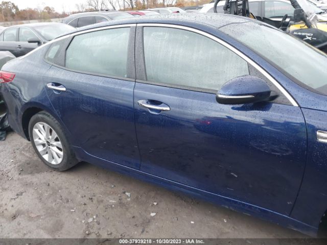 5XXGT4L32JG217598 KIA Optima S