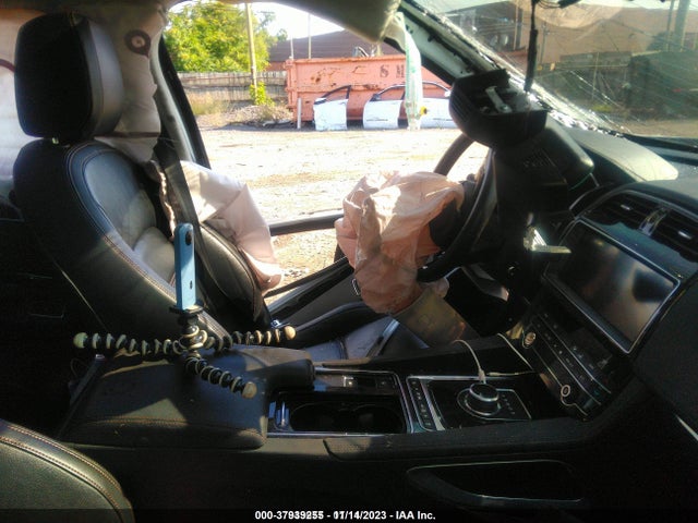 2020 JAGUAR F-PACE SADCK2GXXLA638944 Photo 4