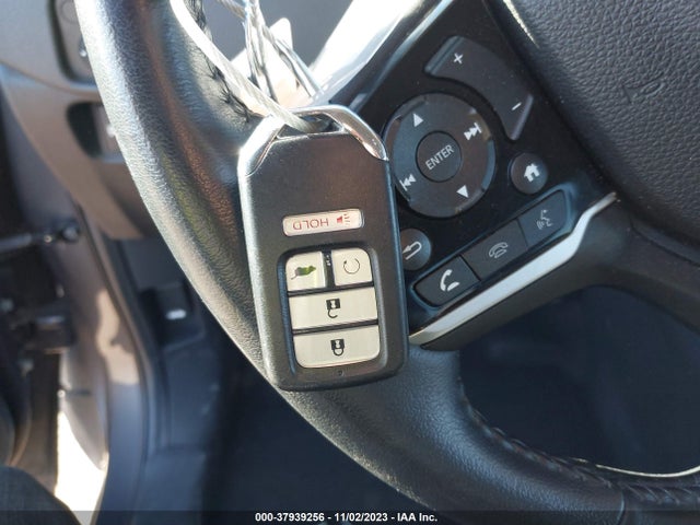 Honda Pilot Touring 7-passenger 2022 5FNYF6H61NB003933 Image 11