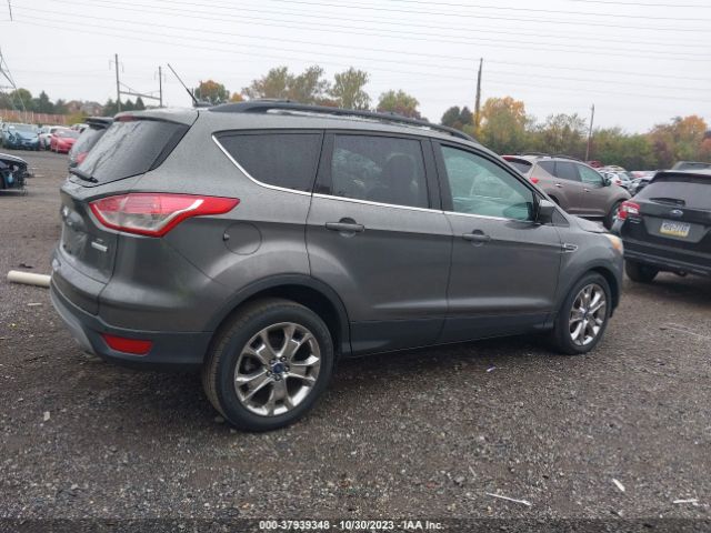 1FMCU0GX2EUB83756 Ford ESCAPE SE