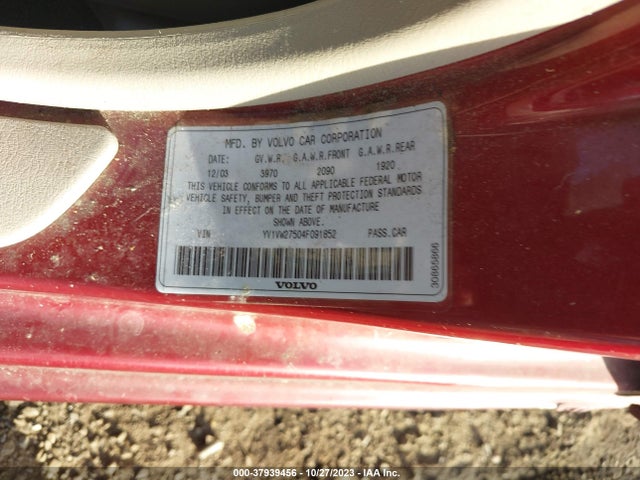 2004 VOLVO V40 VIN: YV1VW27504F091852