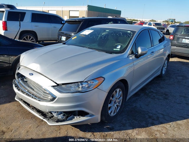 Ford FUSION S 2018 3FA6P0G78JR262557 Image 2