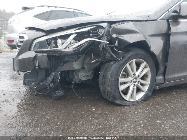 Hyundai SONATA SE 2015 5NPE24AF2FH198036 Image 6