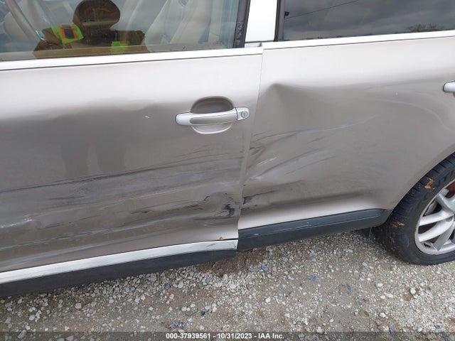 2004 PORSCHE CAYENNE WP1AB29P64LA65089 Photo 5