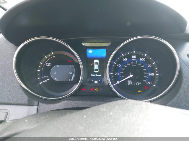 2015 HYUNDAI SONATA HYBRID LIMITED VIN: KMHEC4A44FA120209