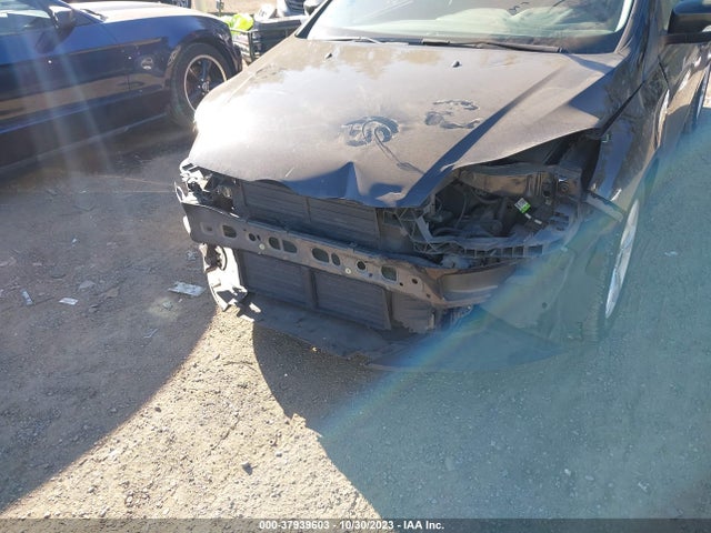 2014 FORD FOCUS SE VIN: 1FADP3F22EL375830