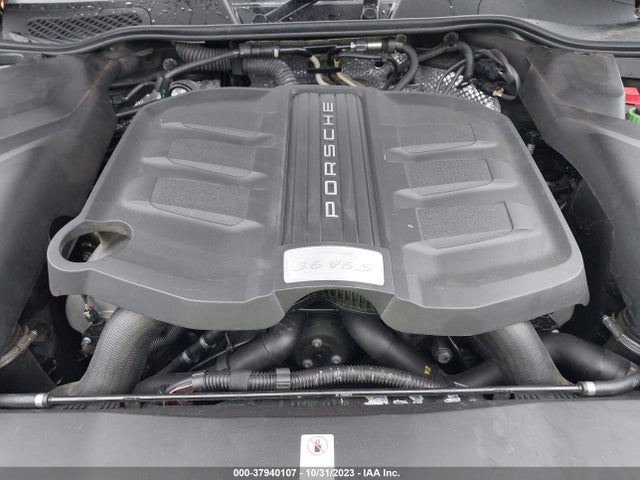 2016 PORSCHE CAYENNE WP1AB2A22GLA97025 Photo 9