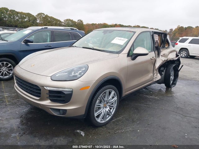 2016 PORSCHE CAYENNE WP1AB2A22GLA97025 Photo 1