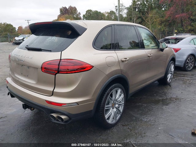 2016 PORSCHE CAYENNE WP1AB2A22GLA97025 Photo 3