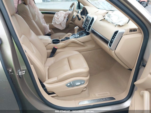2016 PORSCHE CAYENNE WP1AB2A22GLA97025 Photo 4