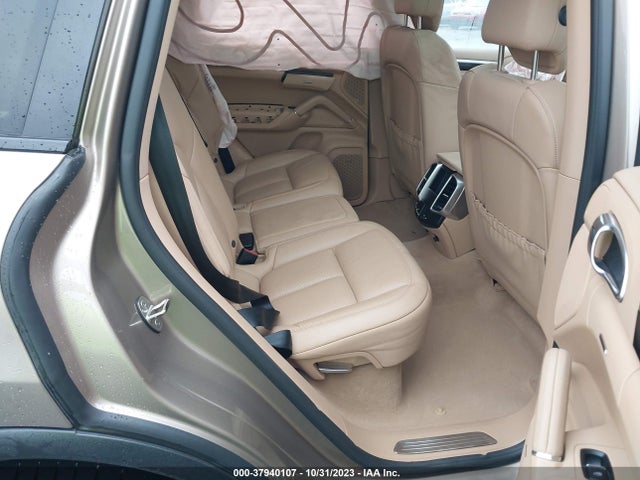 2016 PORSCHE CAYENNE WP1AB2A22GLA97025 Photo 7