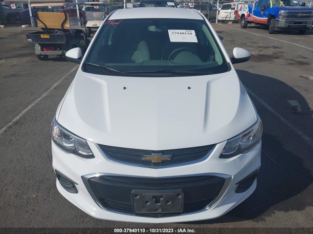 Chevrolet Sonic Ls Auto 2018 1G1JB5SG2J4111982 Image 12
