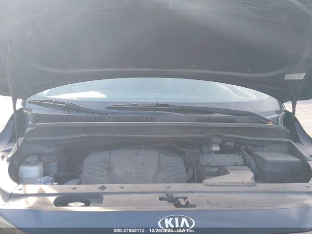 KNDMB5C11G6191433 KIA SEDONA LX