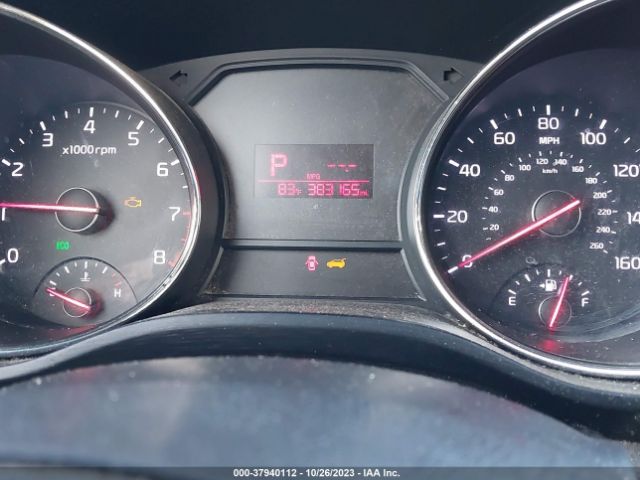 KNDMB5C11G6191433 KIA SEDONA LX