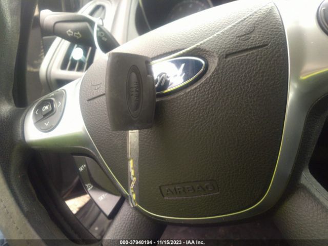 1FADP3F23EL245698 Ford FOCUS SE